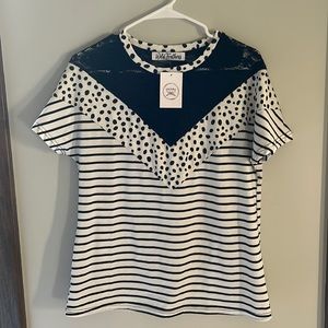 Wild feathers women’s size medium striped top